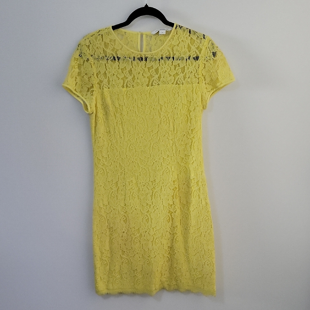 Diane Von Furstenberg Yellow Lace Mini Dress, Size 10